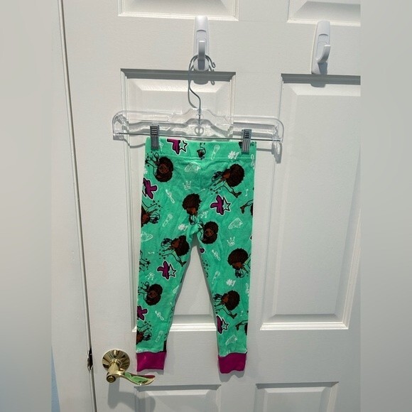 Girls' Karma’s World 4pc Snug Fit Long Sleeve Pajama Set Size 4T - Picture 6 of 10